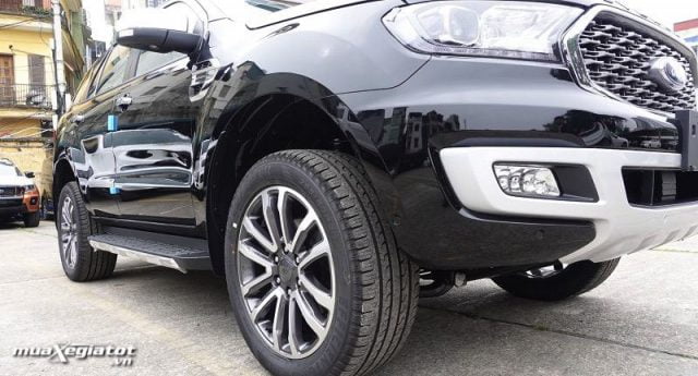 mam-truoc-ford-everest-2021-titanium-4wd-at-bi-turbo-muaxegiatot-vn