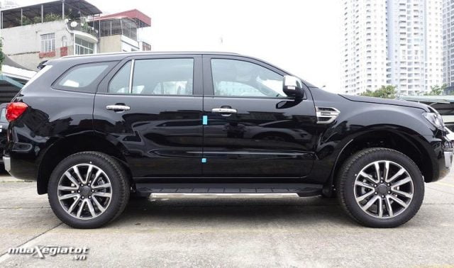 than-xe-ford-everest-2021-titanium-4wd-at-bi-turbo-muaxegiatot-vn