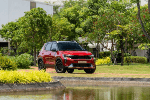 So sánh Kia Sonet và VinFast VF 5 Plus - Chọn xe Xăng hay xe Điện?